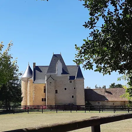 Manoir De La Beuneche - Location Du Manoir Entier Guest house Roeze-sur-Sarthe