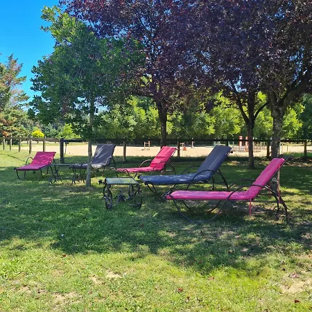 Manoir De La Beuneche - Location De Pensión