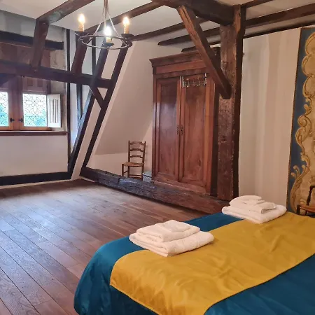 Konukevi Manoir De La Beuneche - Location Du Manoir Entier Roeze-sur-Sarthe